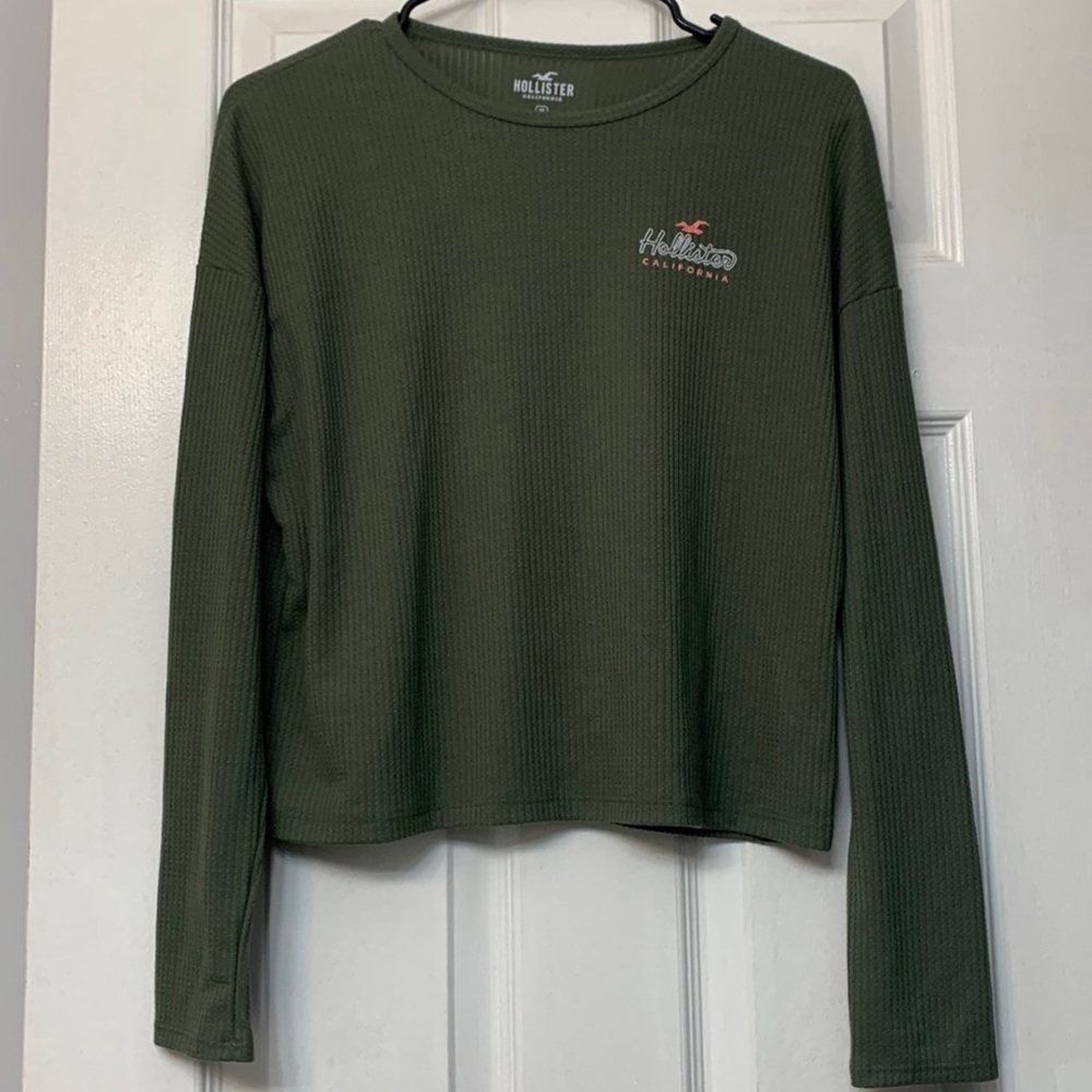 Hollister long sleeve M